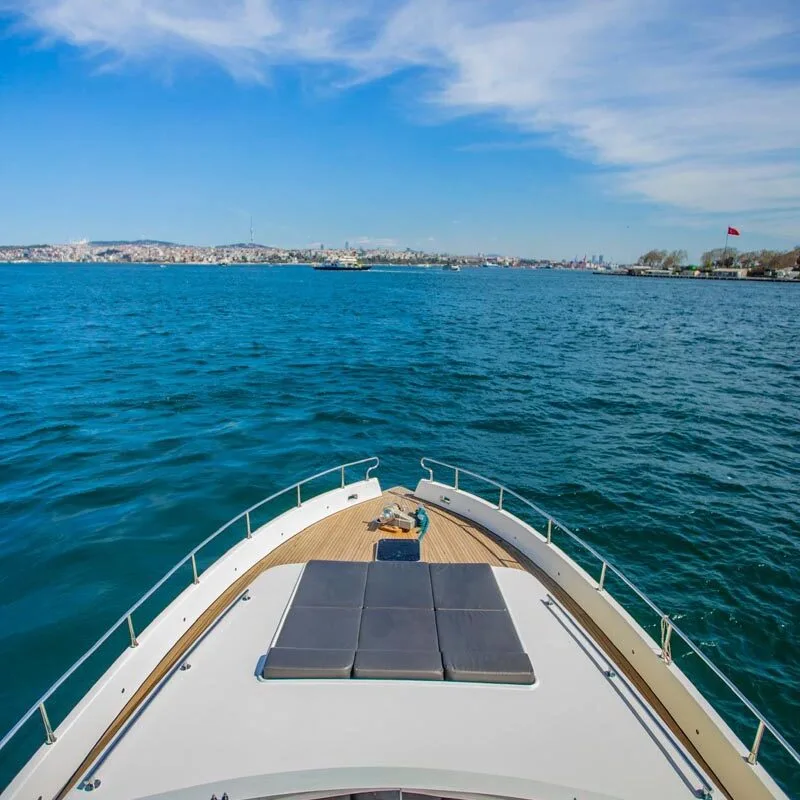 Private yacht party Istanbul Bosphorus