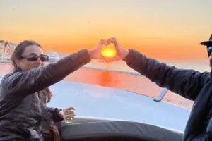 Люксовая прогулка по Босфору на частной яхте в Стамбуле