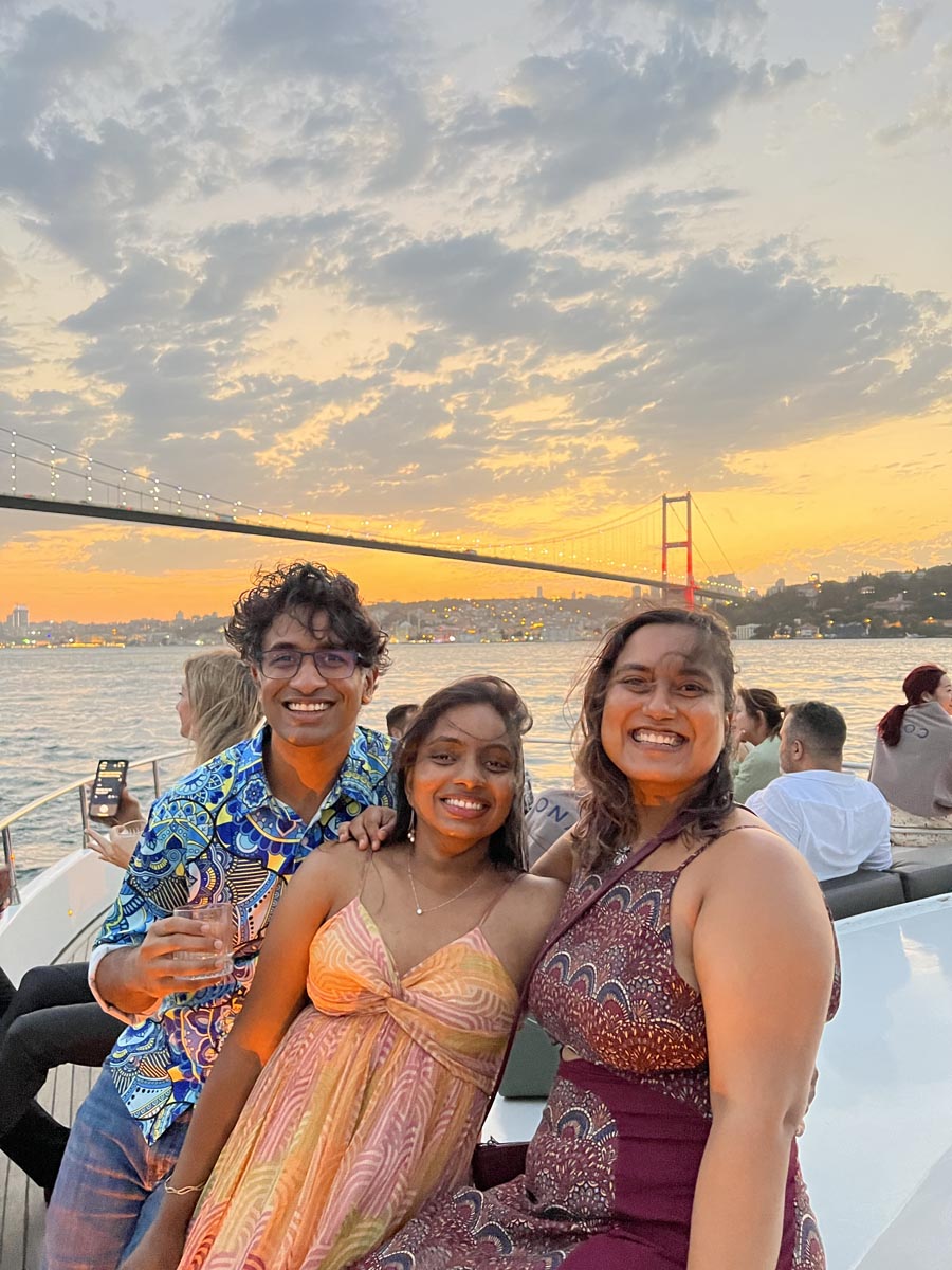 Luxury yacht charter Istanbul Bosphorus cruise