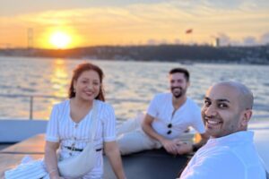 Private yacht party Istanbul Bosphorus