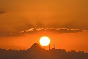 Private boat charter in Istanbul for a Bosphorus cruise