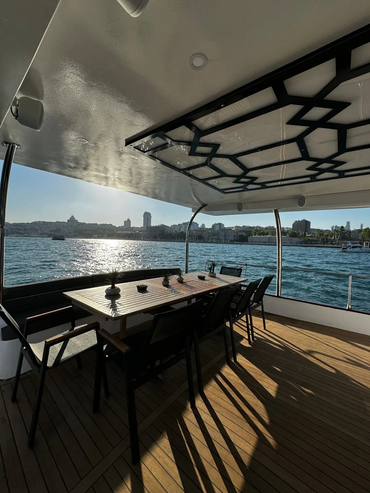 Crystal yacht Istanbul
