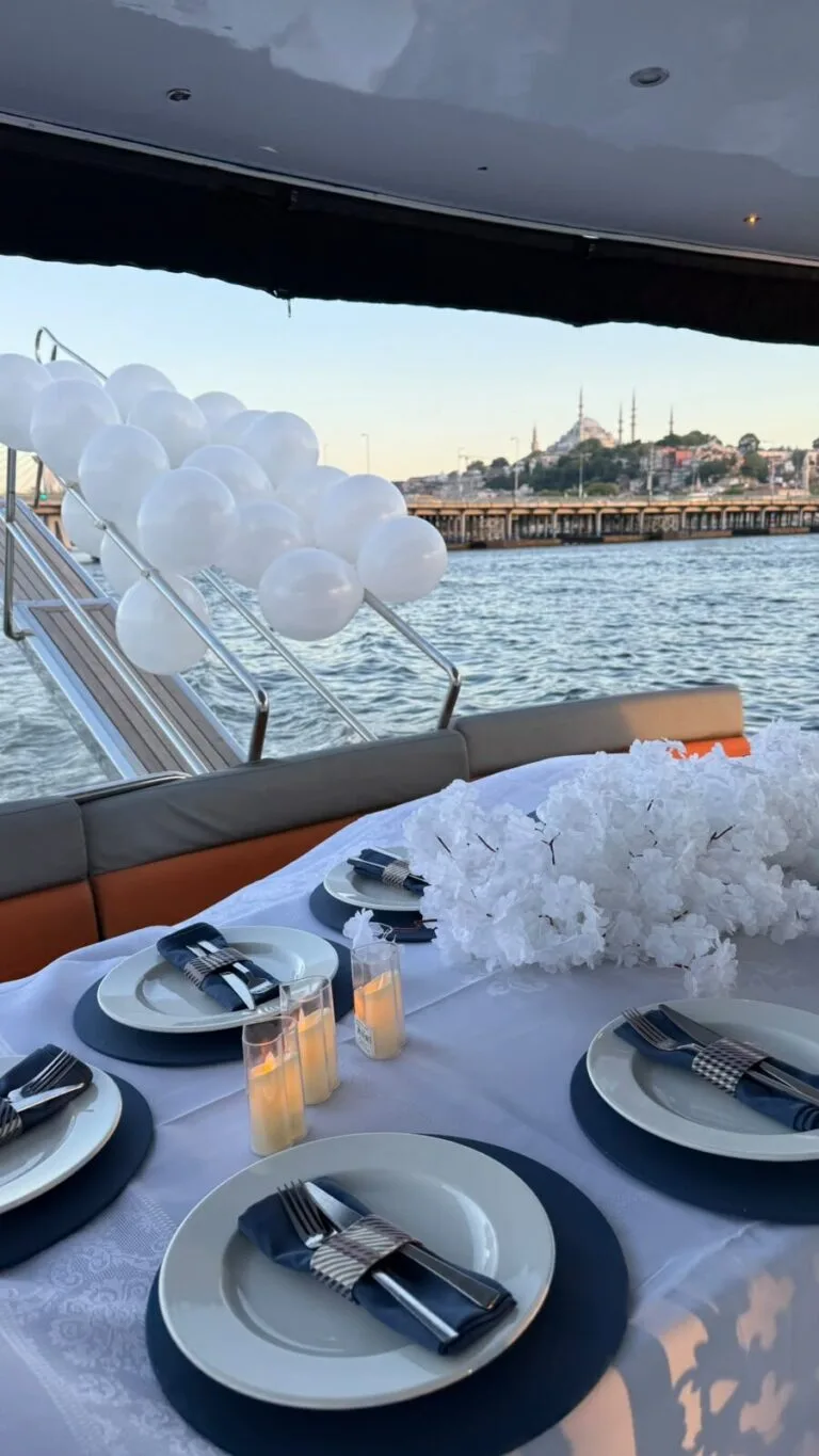 Wedding reception table with balloons and Istanbul skyline, Bosphorus